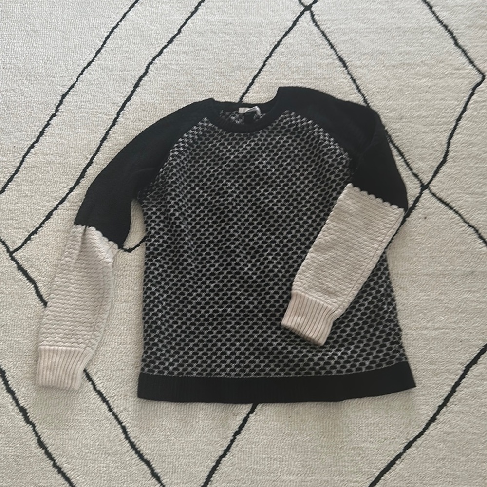 Duffy Black and White Sweater